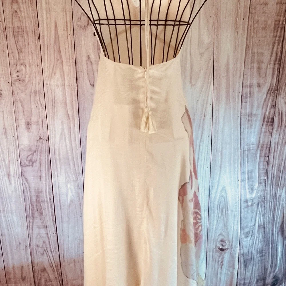 Floral Halter Maxi Dress in Cream and Pink - Picture 9 of 9